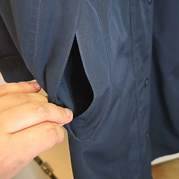 Vintage LL Bean Trench Coat - Navy - Picture 8 of 12